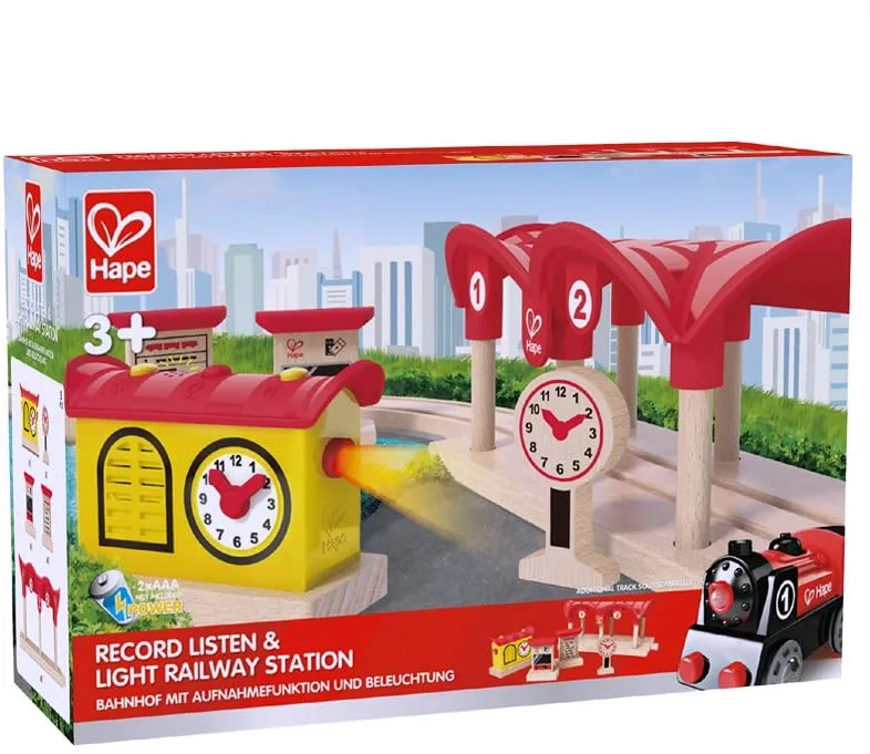 Дървен железопътен комплект, Hape, Запиши, чуй и освети жп гара
