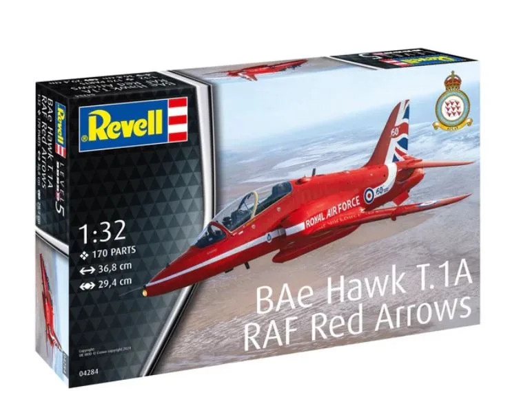 Сглобяем модел, Revell, Изтребител BAe Hawk T.1A RAF Red Arrows, 170 части