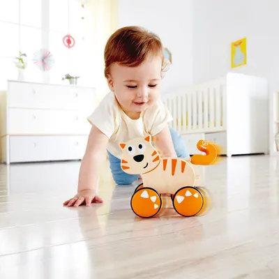 Дървена играчка, Hape, Котенце на колела, 16.3 х 9.8 х 14.6 см