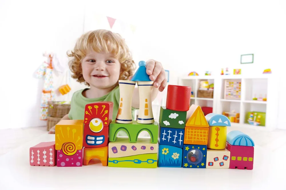 Игрален комплект, Hape, Разноцветен замък от дървени кубчета