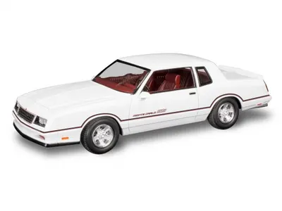 Сглобяем модел, Revell, Шевролет 1986 Monte Carlo, 102 части
