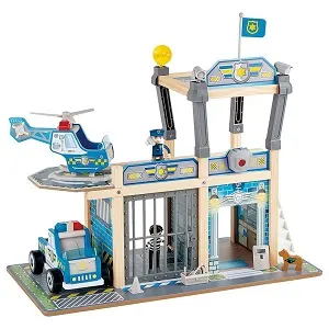 Дървен комплект, Hape, Полицейско управление